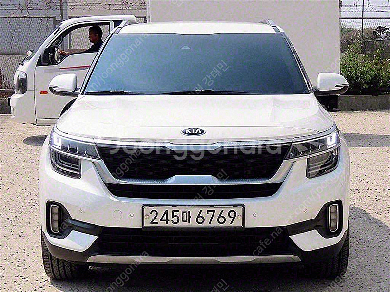 기아 셀토스 가솔린 16 터보 2WD 중고 판매합니다 ...--0