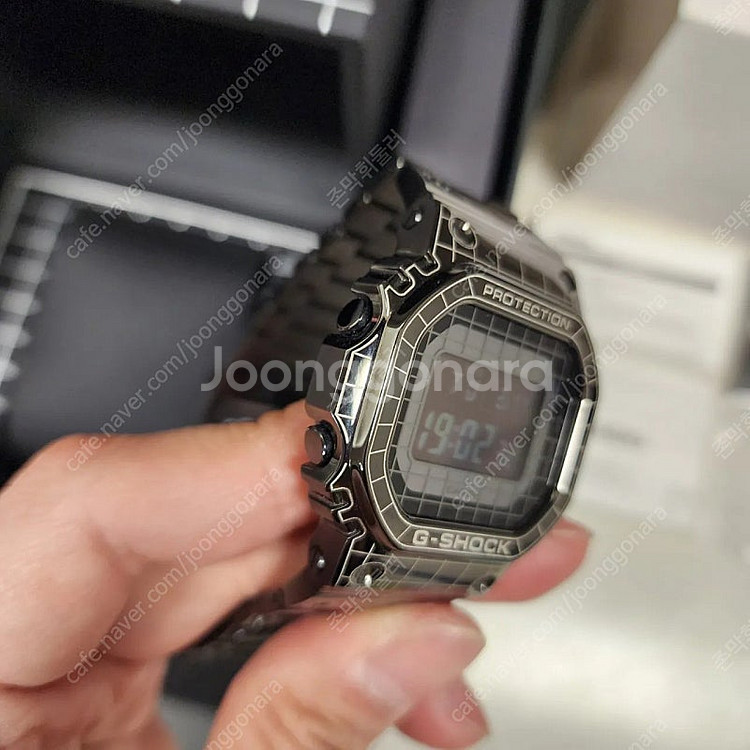 지샥 스퀘어 GMW-B5000CS-1DR 그리드 팝니다--6