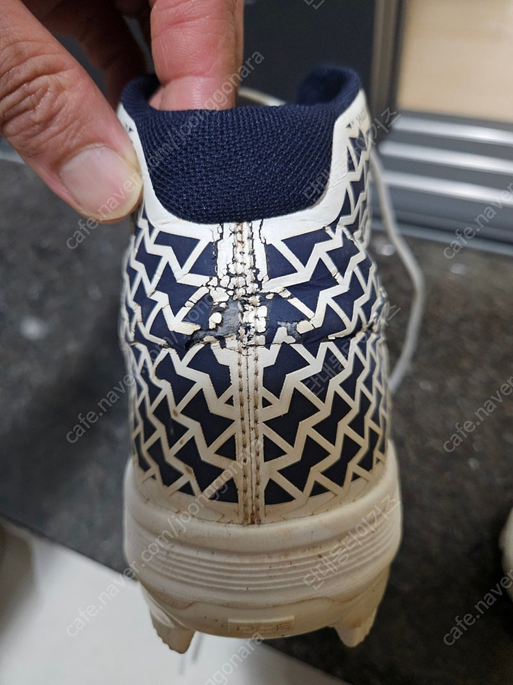 언더아머 미드 포인트화(290)--5