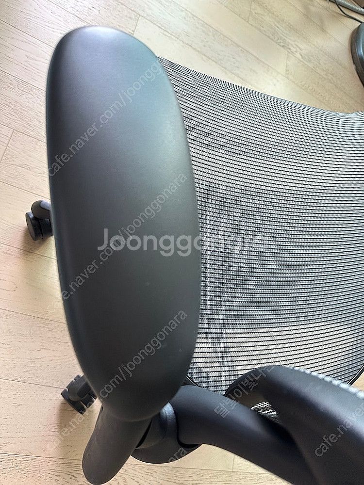 휴먼스케일 월드원 메쉬 의자 냅레스트 포함--4