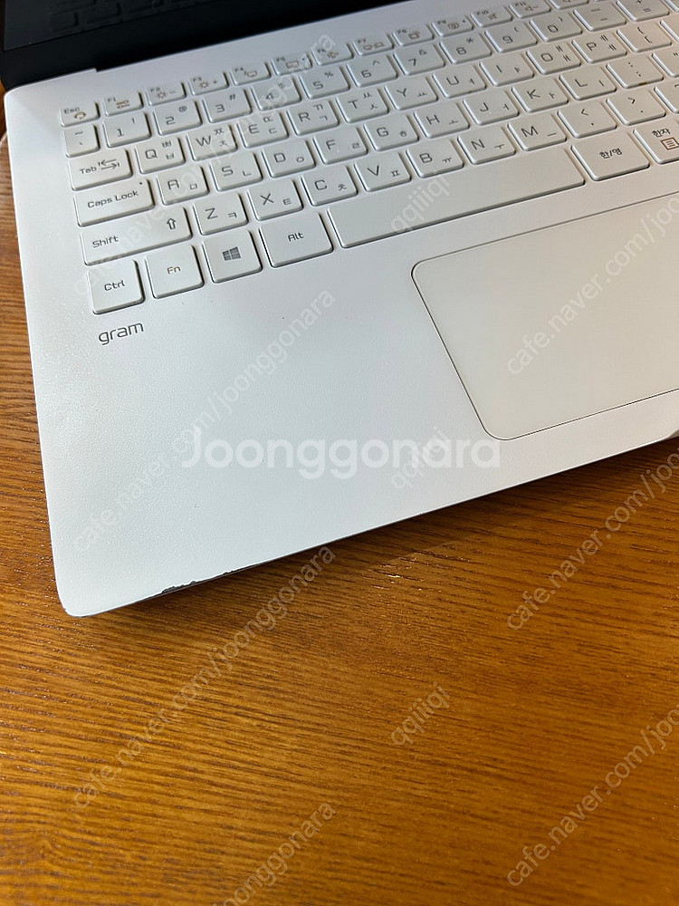 엘지 그램 노트북 15인치 싸게 팔아요 i5/8/256--2