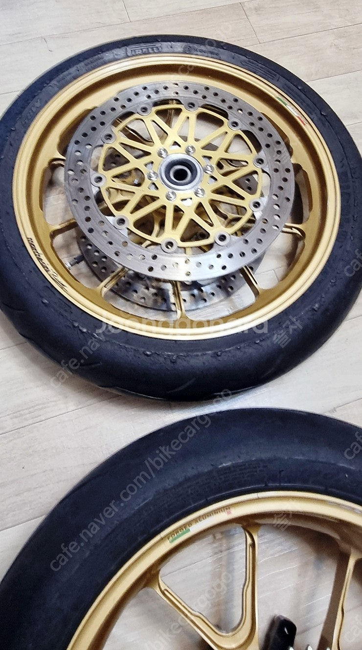 CBR900RR 튜닝부품, 순정부품, 카울등 몇가지 판...--1