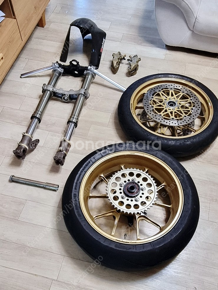 CBR900RR 튜닝부품, 순정부품, 카울등 몇가지 판...--3