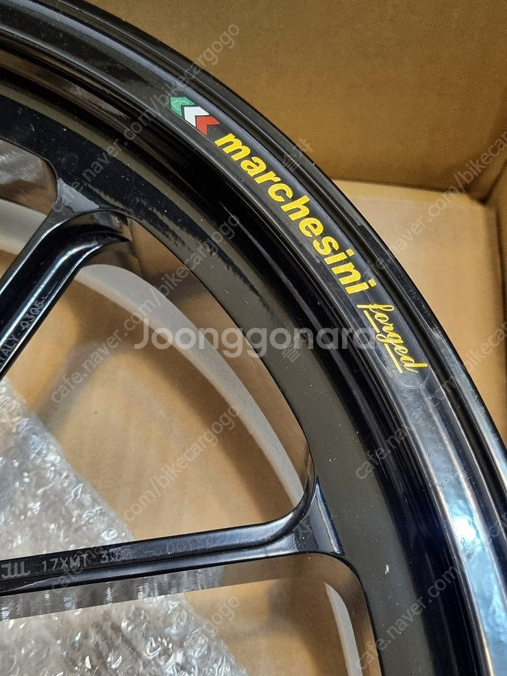 혼다 CB1300용 및 네이키드 바이크용 튜닝부품 몇개...--5