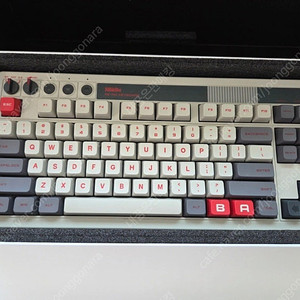 8bitdo 레트로 키보드