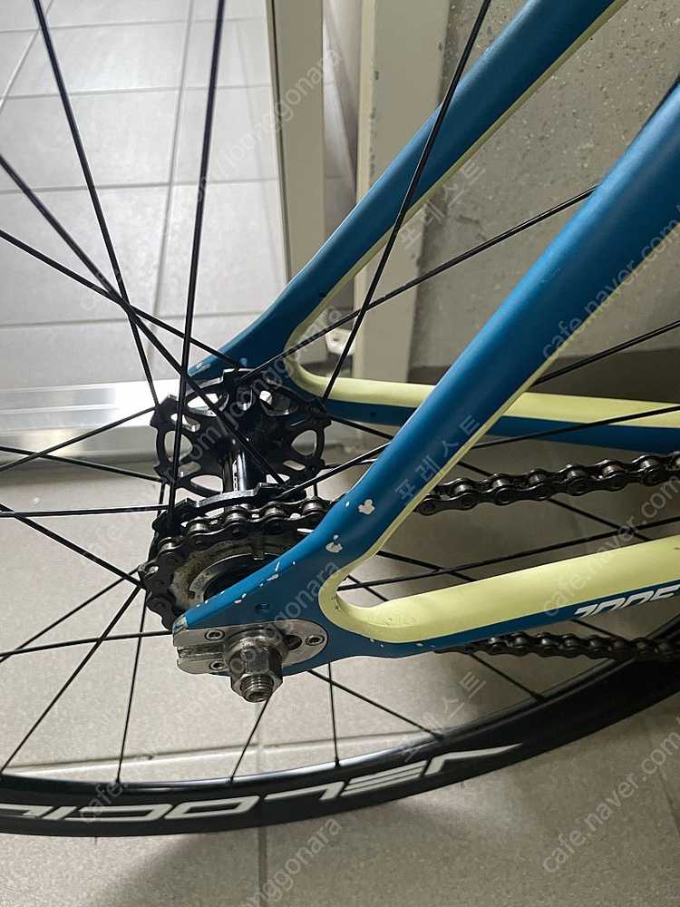 콘스탄틴 디스페랄 픽시 자전거 이미지