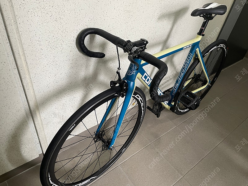 콘스탄틴 디스페랄 픽시 자전거 이미지