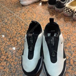 나이키 꼼데 에어맥스260