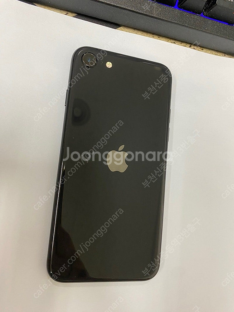 500991 아이폰SE2 블랙 액정SS급 64GB 무잔...--0