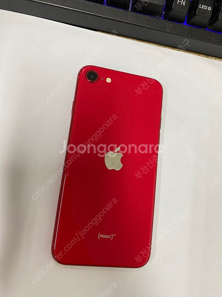 496621 아이폰SE2 레드 외관깔끔 128GB 무잔...--0
