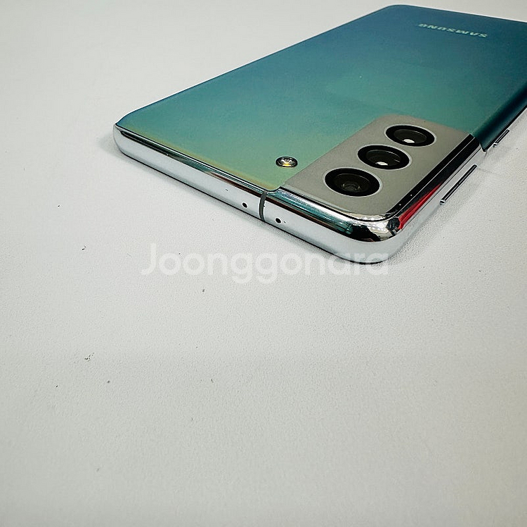 - G996N 갤럭시 S21플러스 실버 256기가 외관...--5