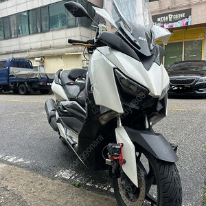 18년식 XMAX300