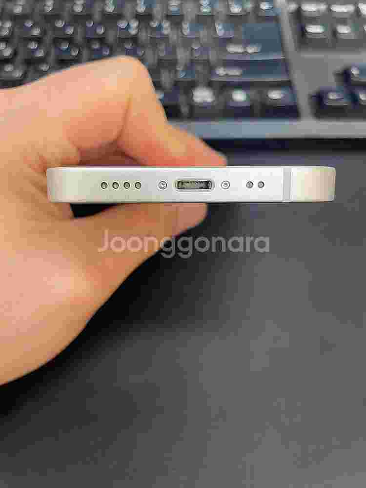 아이폰12미니 화이트 128GB 상태좋은 중고20만팝니...--5