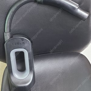 테슬라 차데모 어댑터 팝니다