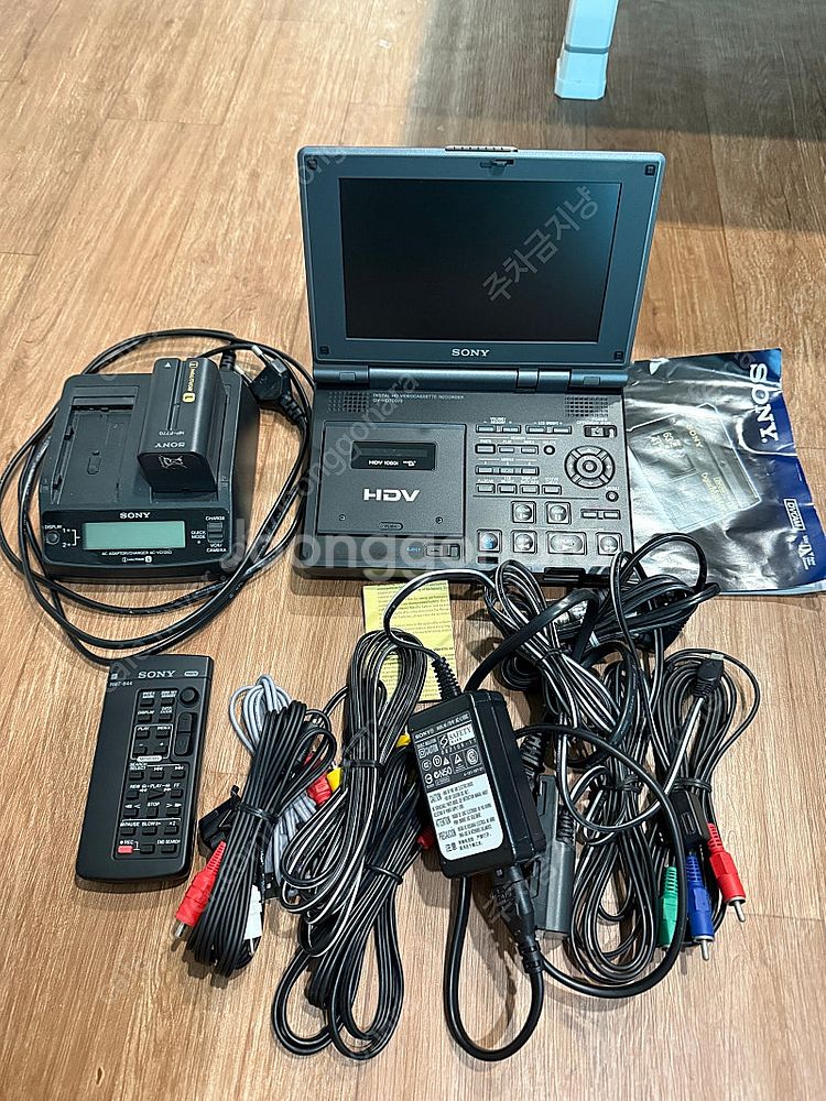 소니 HDV GV-HD700--0