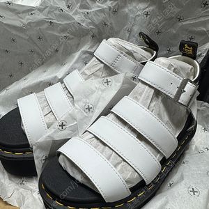 닥터마틴 샌들 블레어 쿼드 uk4 (230-240)
