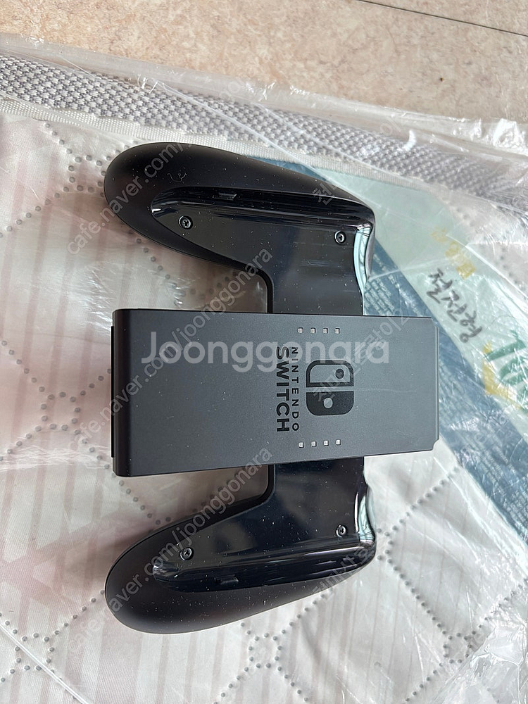 닌텐도 스위치 동물의 숲 에디션 팝니다--3