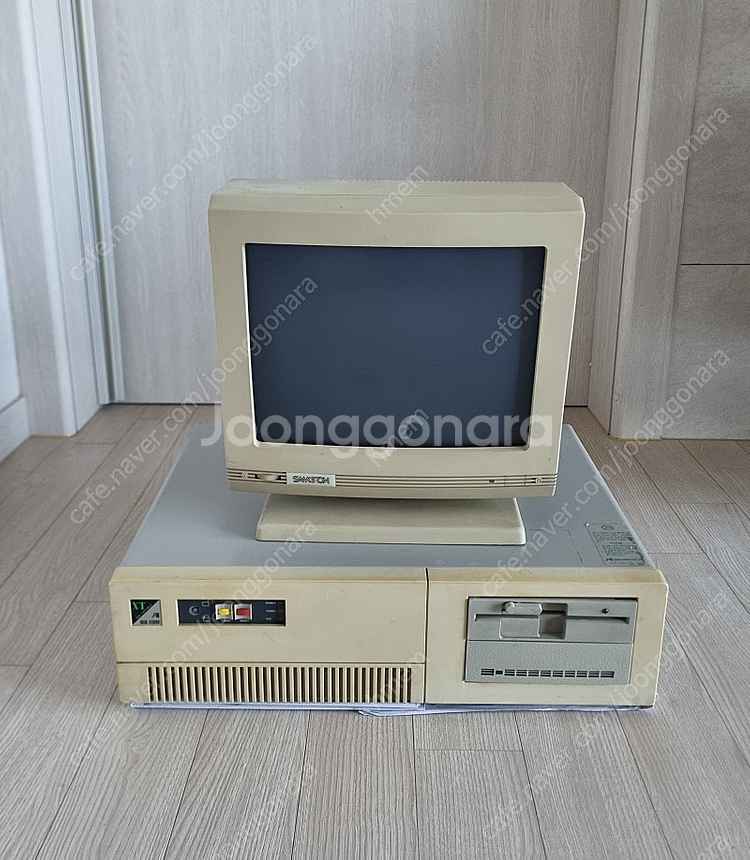 옛날 오래된 컴퓨터 레트로 빈티지--0