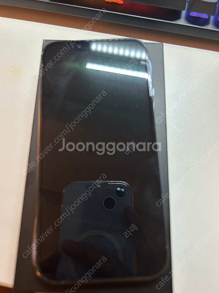 아이폰 13프로 256gb 시에라블루 판매합니다.--1