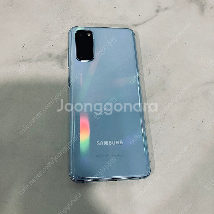 갤럭시 S20 블루 128기가 S급 매우깨끗! 14만원 판매합니다--1