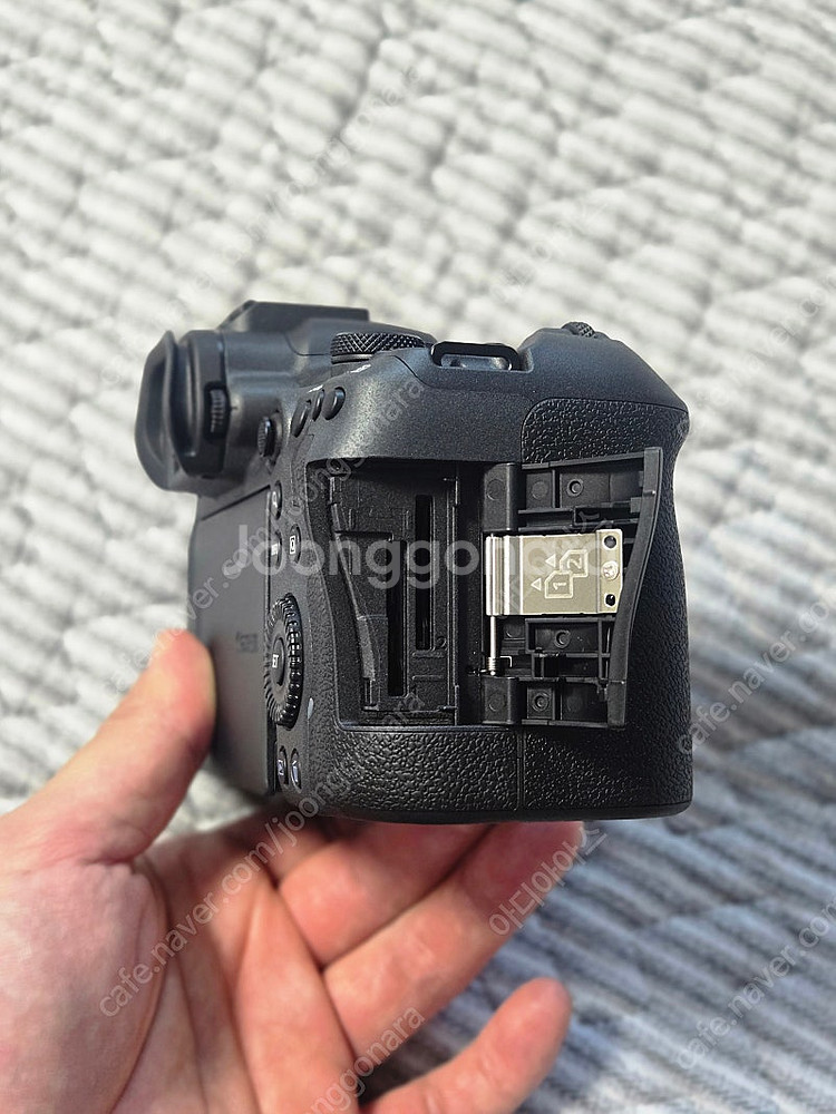 canon r6m2 미러리스 바디 판매합니다--0