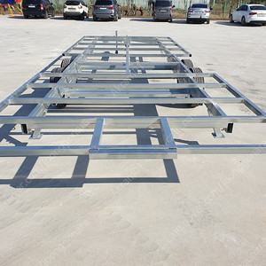 정박형 카라반 하부 기초(골조) 바퀴달린 프레임 판매합니다!