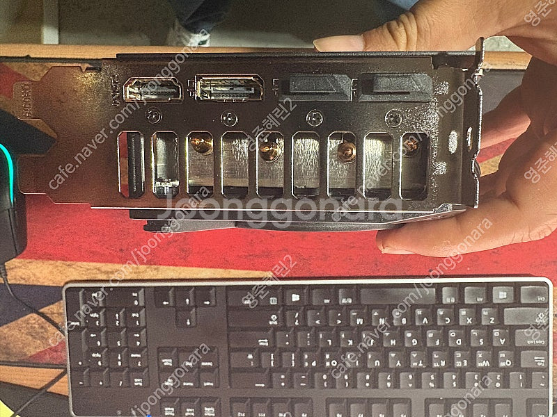 GIGABYTE 지포스 RTX 5070 WINDFORC...--4