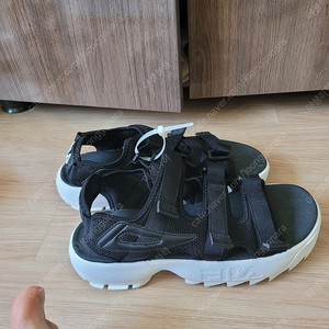 필라 샌들 280