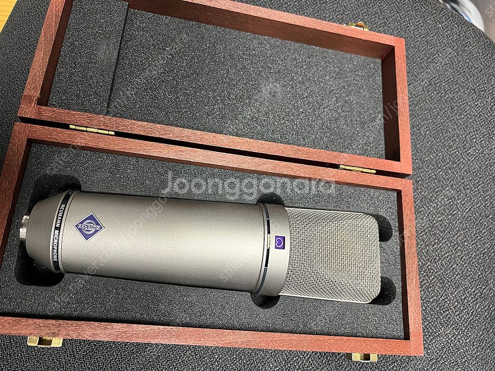 노이만 u87마이크 정품 팝니다--1