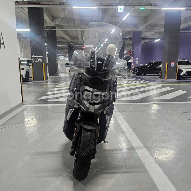 BMW C400X 22년식 11935키로 550만원 판...--1