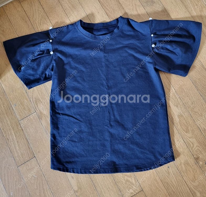 진주셔링 티셔츠 새거 정가 35000원--2