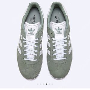 택포63000) 박스채새제품 (W) 아디다스 가젤 실버 그린 화이트 ig5790 220사이즈 아디다스가젤 220 실버그린화이트