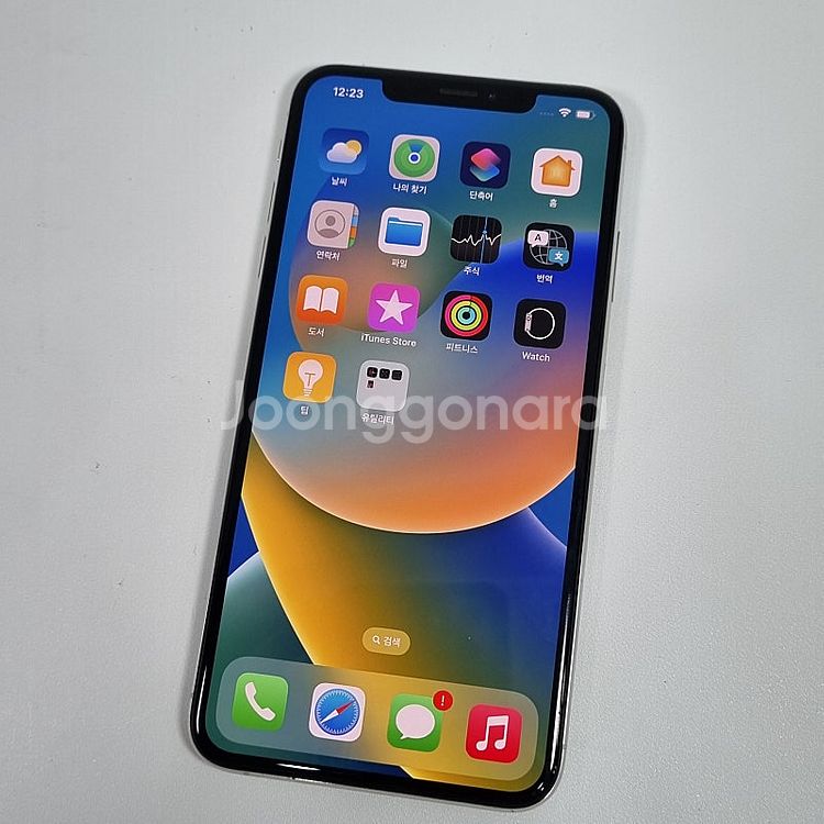 희귀폰 인스타용카메라 아이폰 XS MAX 256G 실버...--7