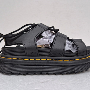 닥터마틴 여성 샌들 220~225/미소페 여성 구두 235