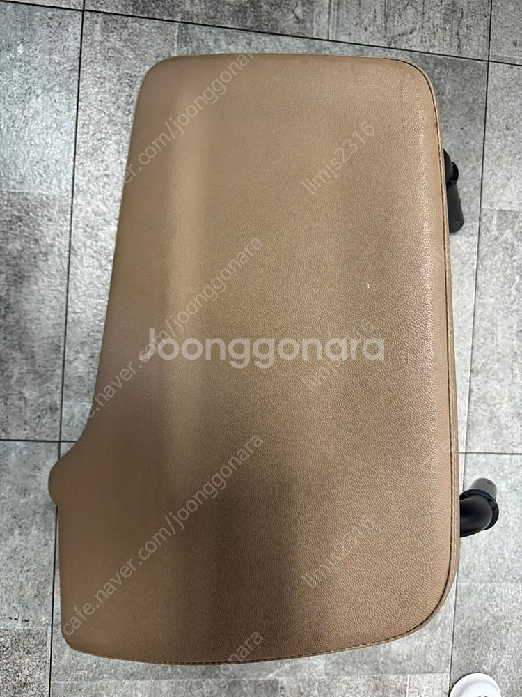 올뉴카니발,더뉴카니발 2열 다기능스위치 팔걸이--3