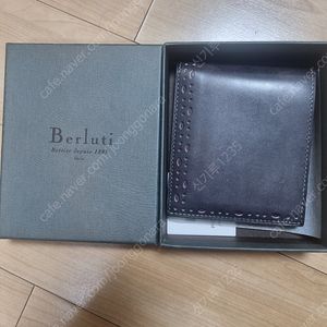 벨루티 반지갑