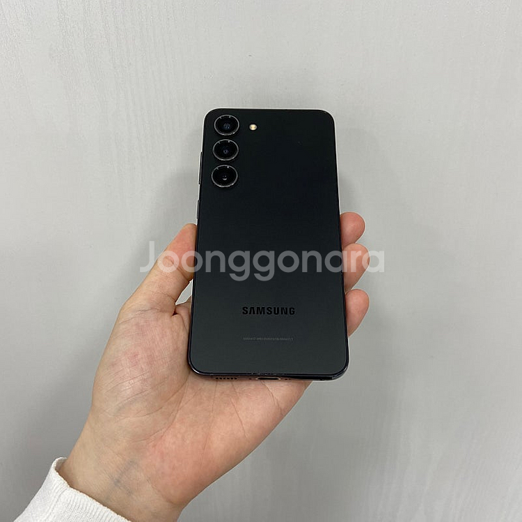 95656 갤럭시S23 256기가 블랙 팝니다 35만원--2