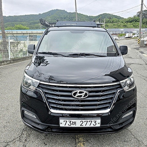 19년 더뉴스타렉스3인승캠핑카(4륜,견인고리,인산철+풀옵션,5만km)-전액할부됨