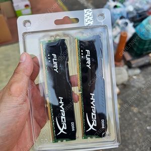 HyperX fury DDR4 2666mhz 16기가 2장 방열판 포함 팝니다.