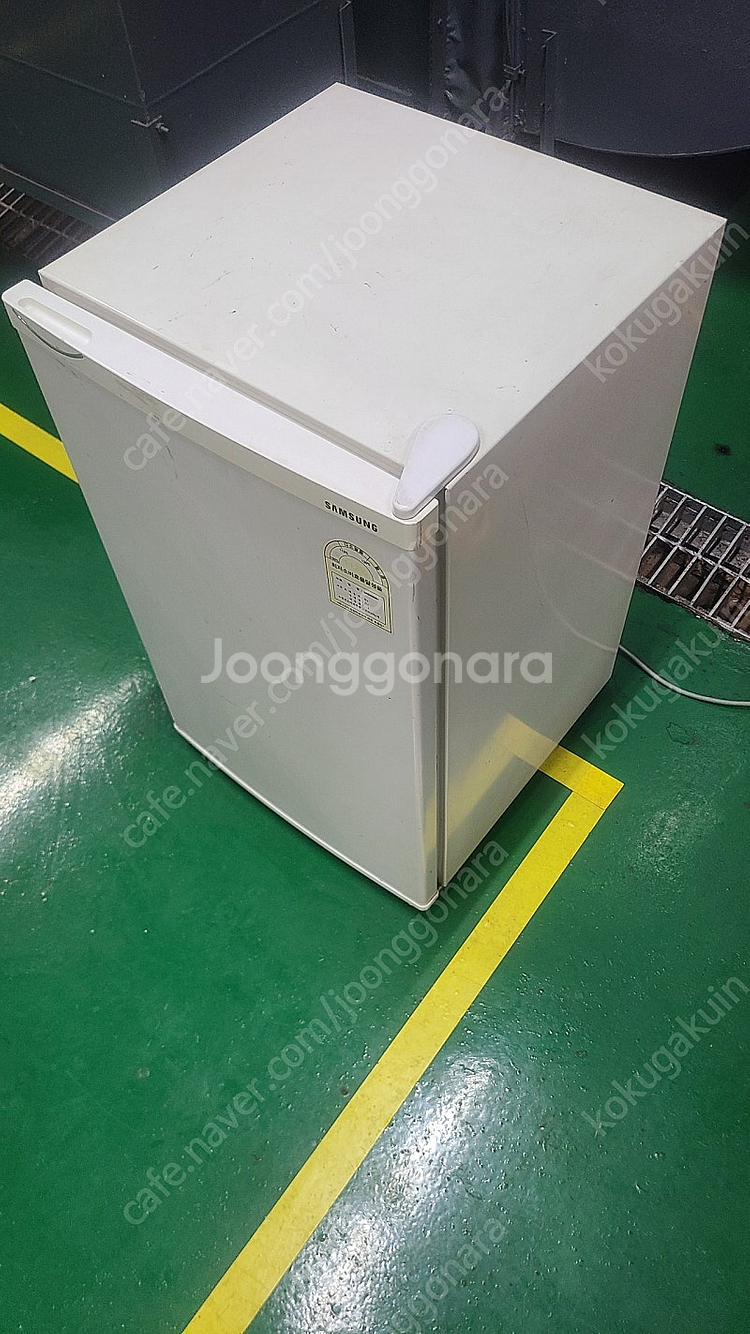 삼성 소형 냉장고 SRD080IN--1