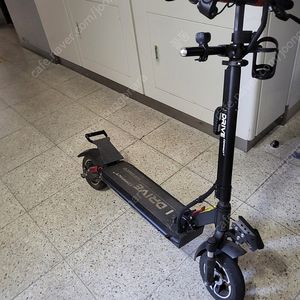 전동킥보드 팝니다 150000원 충전기포함 하남이나여의도