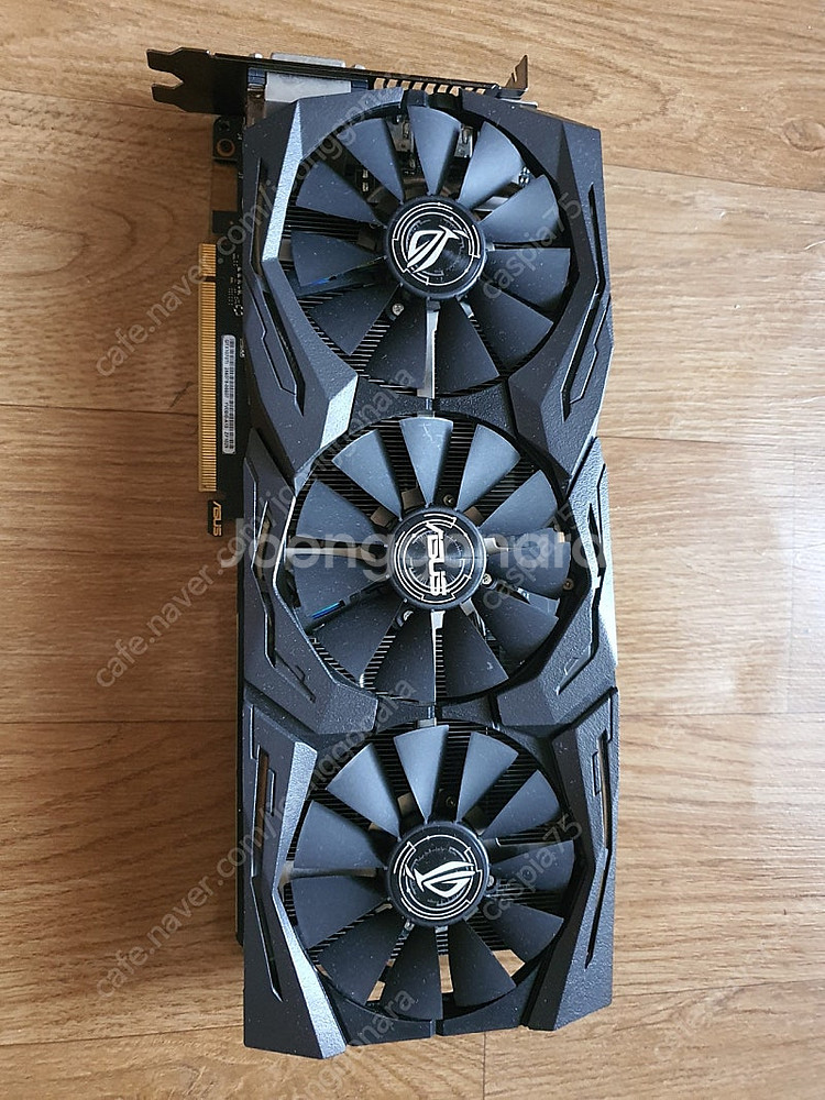 Asus 1070ti 3팬 택포145000--2