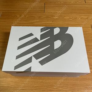 뉴발란스 992 260사이즈 뉴발공홈 새상품