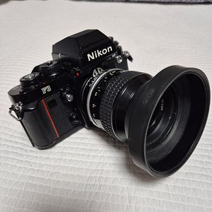 니콘f3와니콘mf35.4 렌즈 팝니다.
