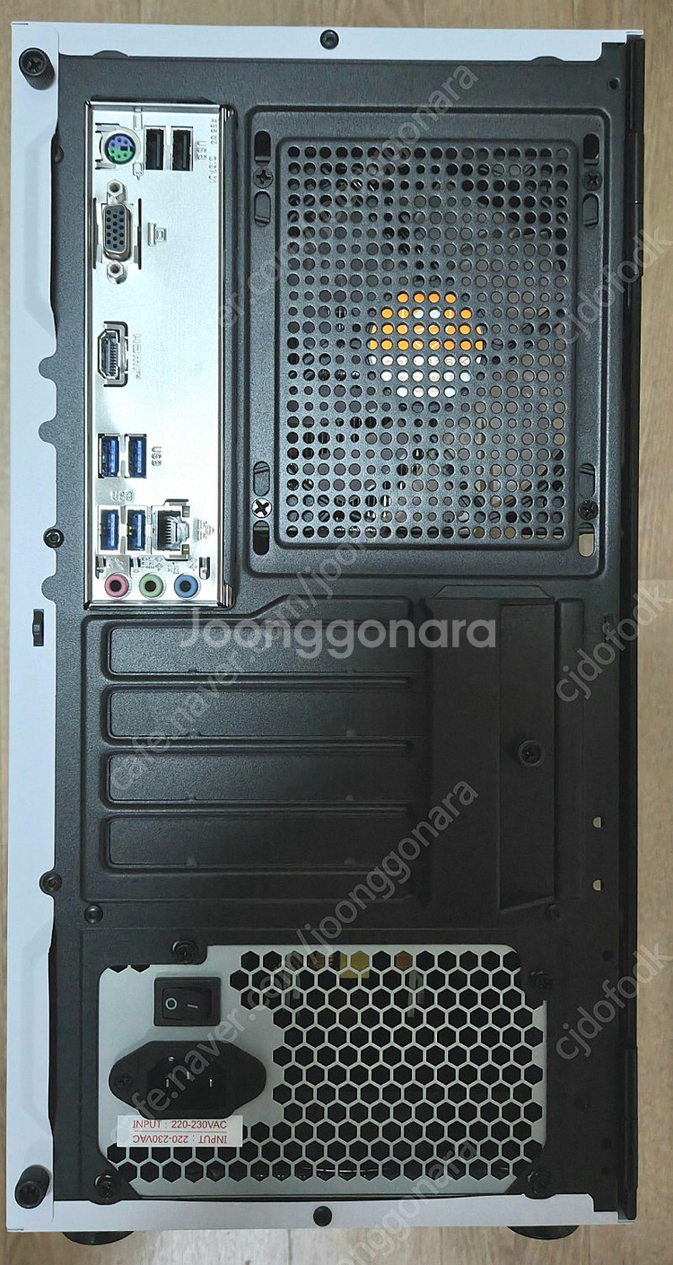 라이젠 5700G 32GB 화이트 컴퓨터 본체--3