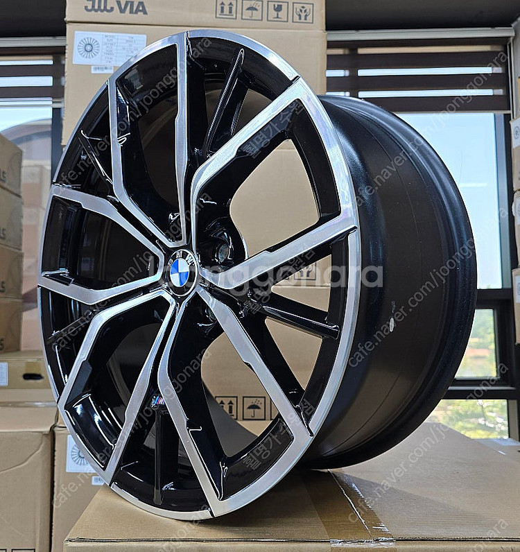 BMW G30 5시리즈 845M 정품 19인치 휠한대분...--3