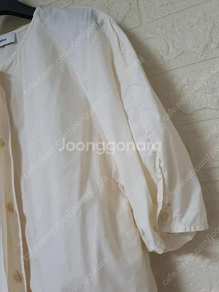 구호 플러스 kuho plus 볼륨 슬리브 블라우스 사...--8