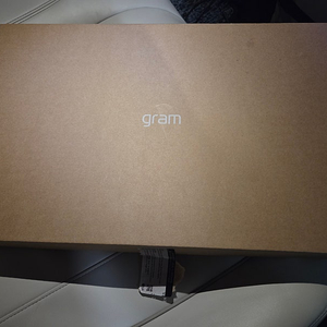 LG GRAM(그램) 2025 15인치 판매합니다.