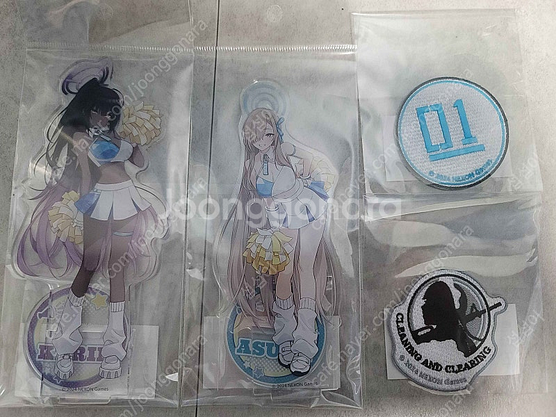 블루아카이브 3.5주년 미개봉 굿즈(아크릴,와펜)--0