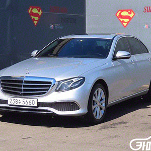 [벤츠]E-클래스 W213 E220d 익스클루시브 (5인승) 2017 년 경유 중고 중고차 전액할부☆중고차리스☆중고차수출